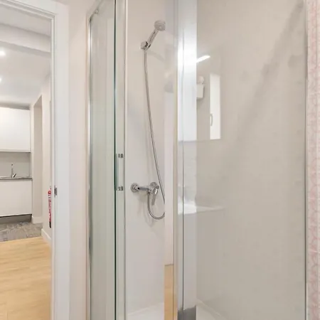 2 Bedrooms 1 Bathroom Furnished - Las Letras - Bright - Mintystay Madrid Exterior photo